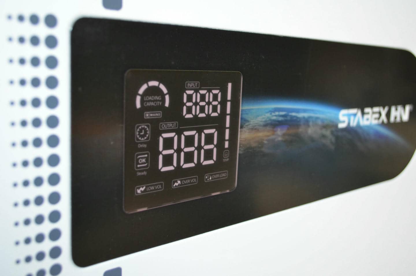 Стабілізатор напруги Stabex VS-5KVA, потужність 5500 Вт, симісторний, 16 ключів, підходить для сонячних інверторів