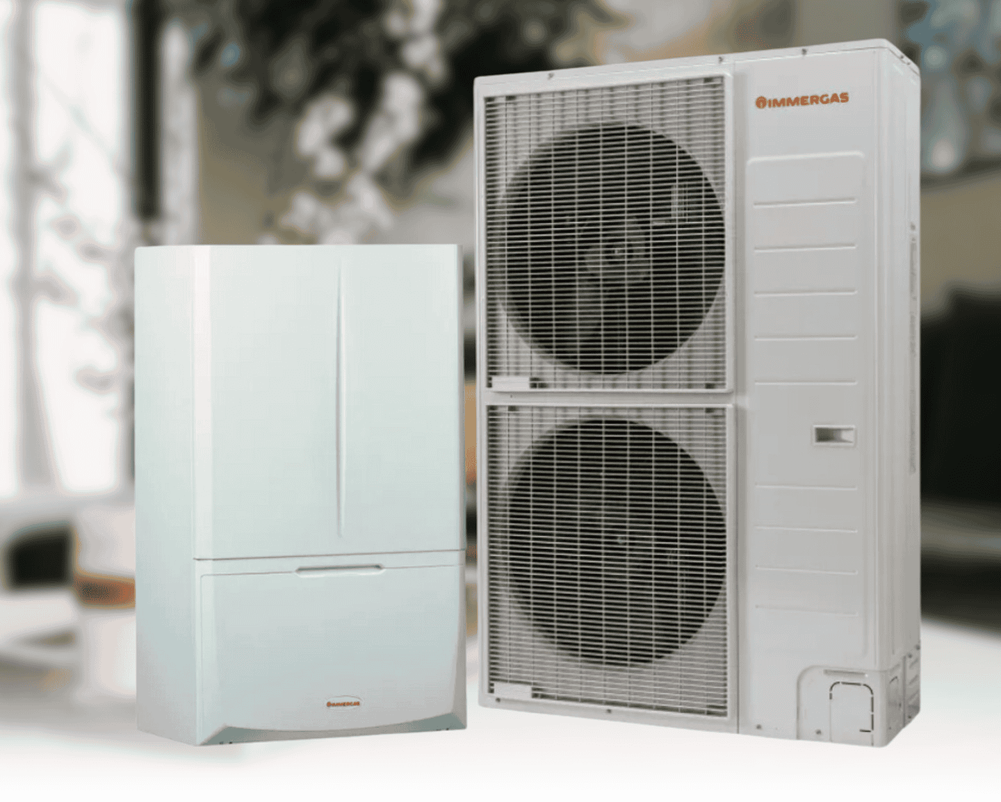 Тепловий насос Immergas MAGIS PRO 12 V2 12 кВт, інвертор до -20°C, спліт-система до 120 кв.м, 220 В