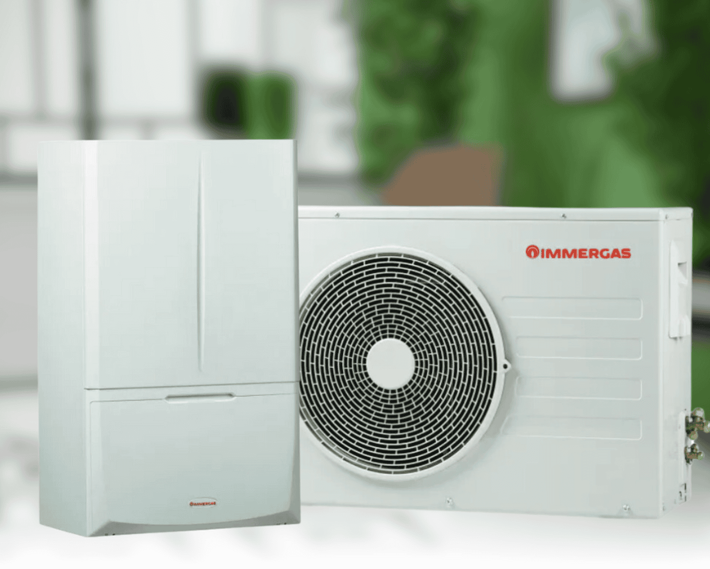 Тепловий насос Immergas Magis Combo 12 Plus V2 T 12 кВт, інвертор до -20°C, спліт-система до 120 кв.м, 380 В, з вбудованим конденсаційним котлом