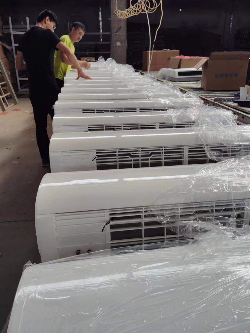 Настінний фанкойл Raymer FAN-102BGW, вбудований Wi-Fi, інверторний 1020 м³/год, 5.41 кВт, до 55 м²