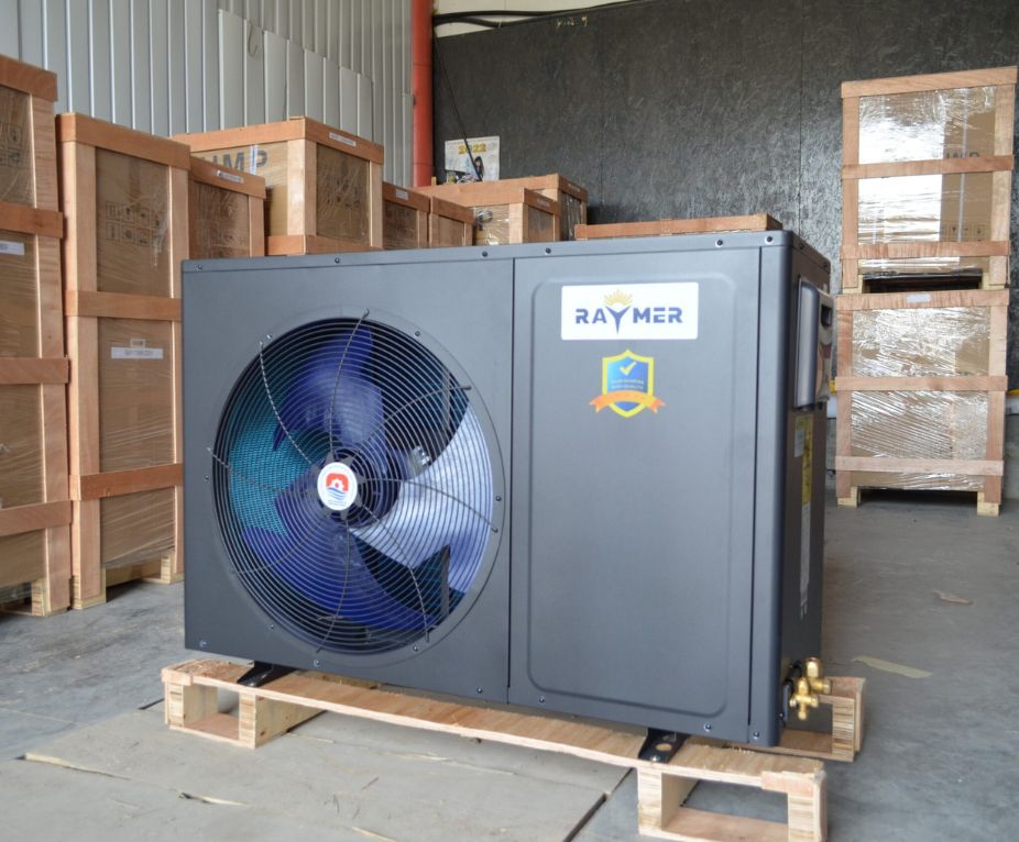 Тепловий насос повітря-вода Raymer RAY-10MN2 black на 10 кВт, On/Off до -20 °C, моноблок до 100 кв.м. 220V